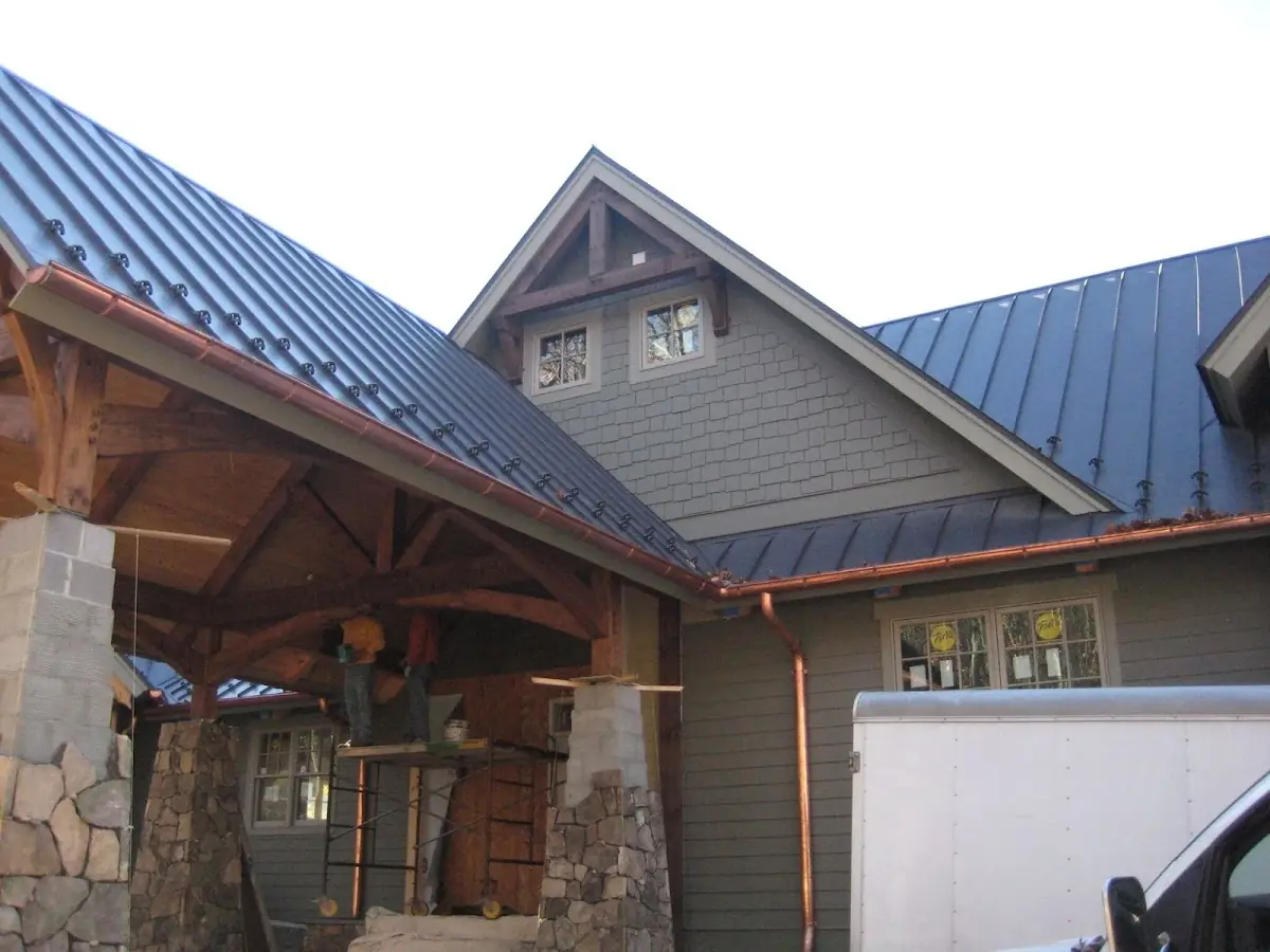 Craftsman Roofing team delivering quality roofing work in Cobalt Ridge